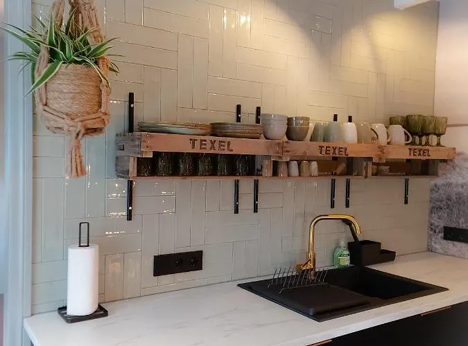 Bed & Breakfast Snurk Texel 3*