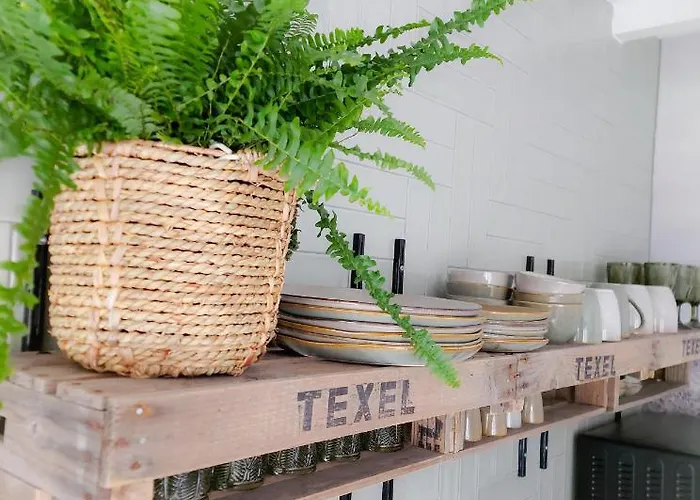 Snurk Texel Bed and breakfast 3*